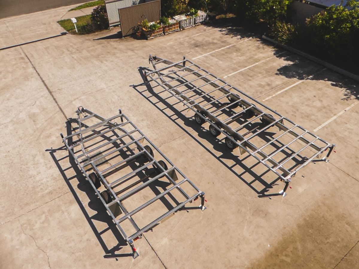 Tiny home trailer jack stands — rated to 3175kg each